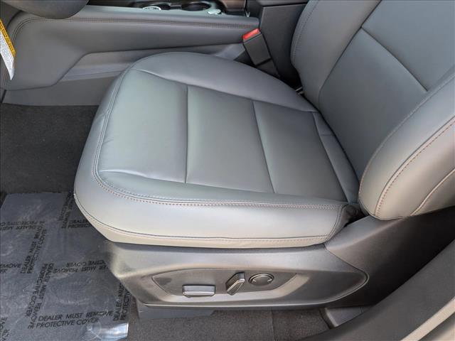 2026 Ford Explorer photo 3