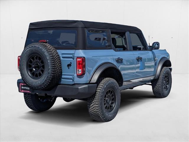 2025 Ford Bronco Base photo 2