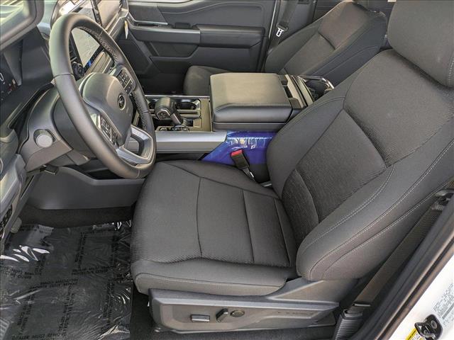 2025 Ford F-150 XLT photo 4