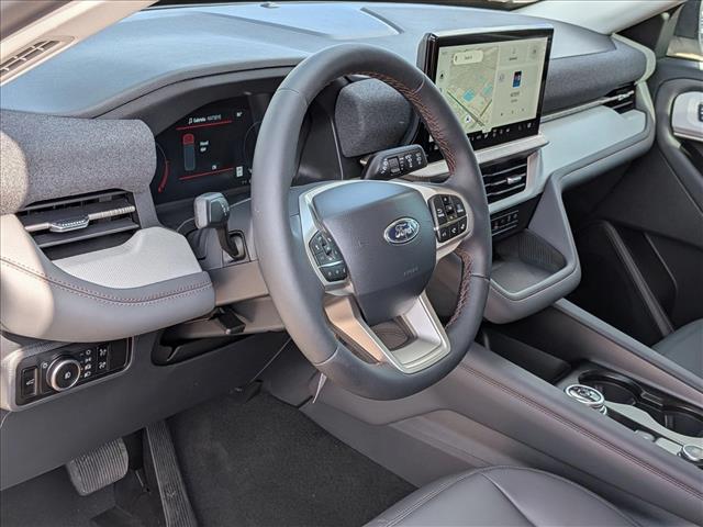 2026 Ford Explorer photo 2