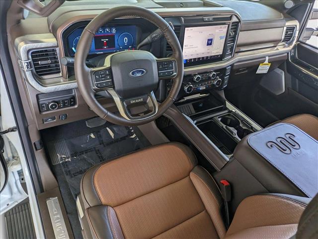 2025 Ford F-350 King Ranch photo 3