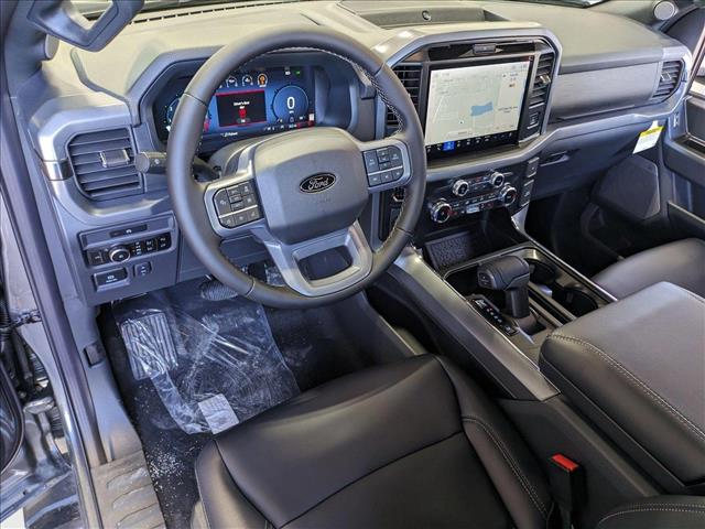 2025 Ford F-150 XLT photo 3