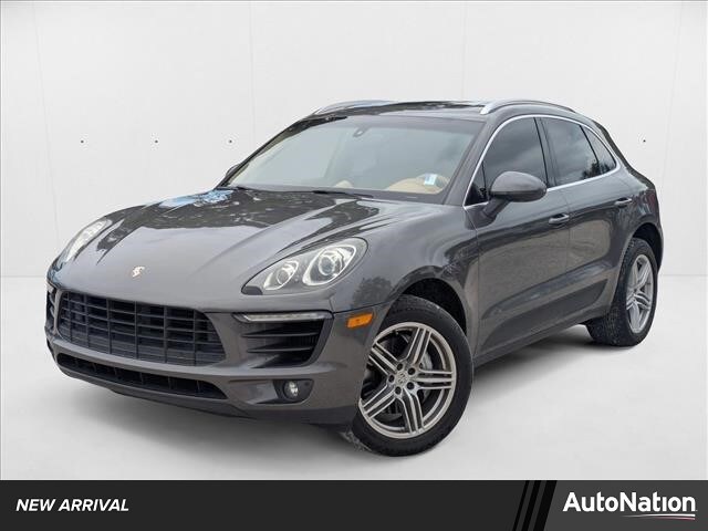 2016 Porsche Macan