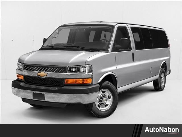 2017 Chevrolet Express 3500 LS Extended's photo