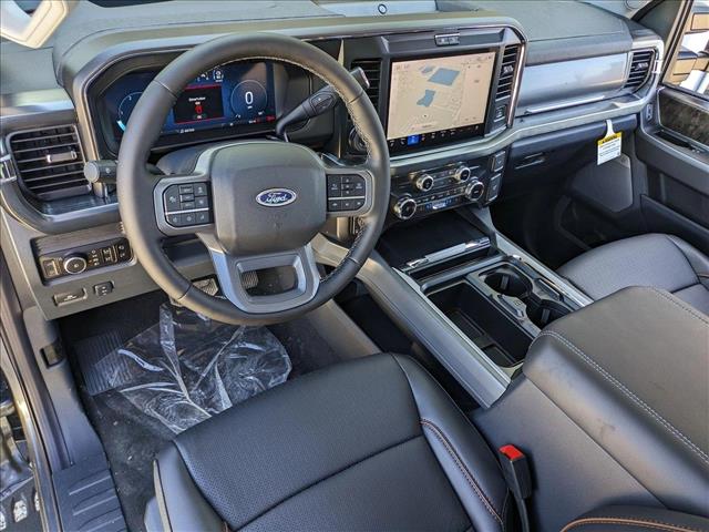 2025 Ford F-250 Lariat photo 3
