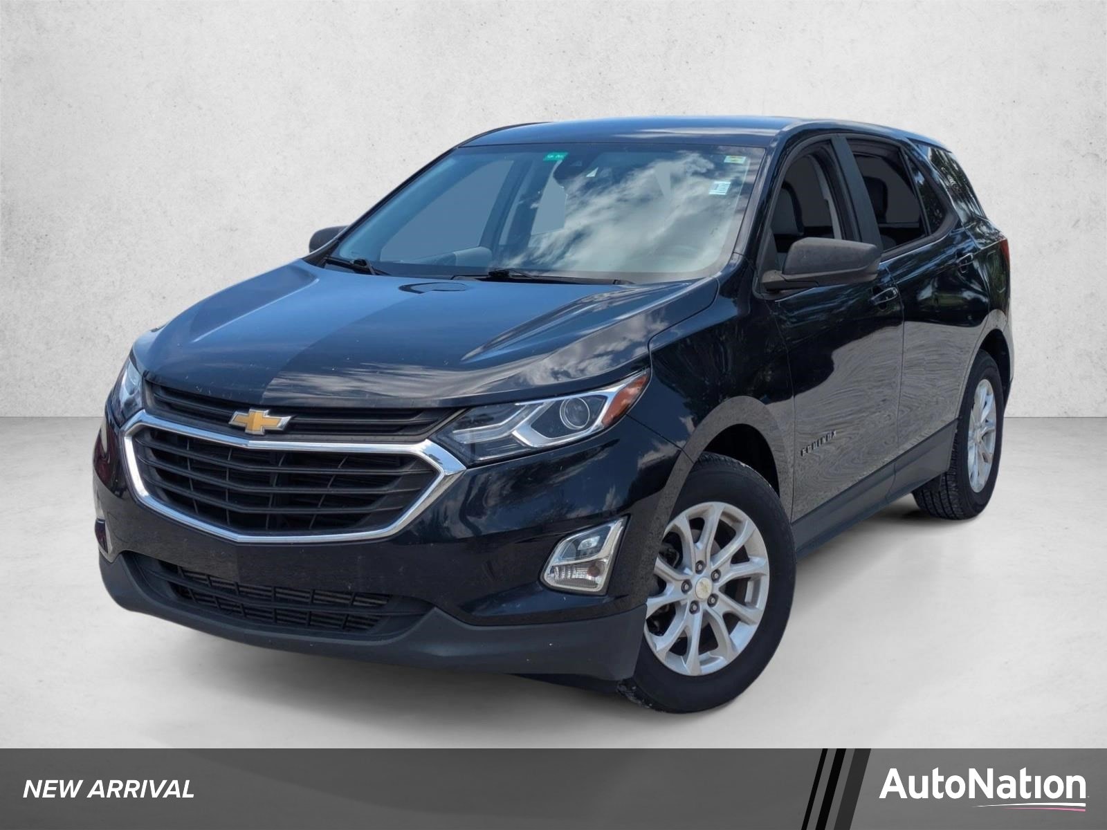 2020 Chevrolet Equinox LS's photo