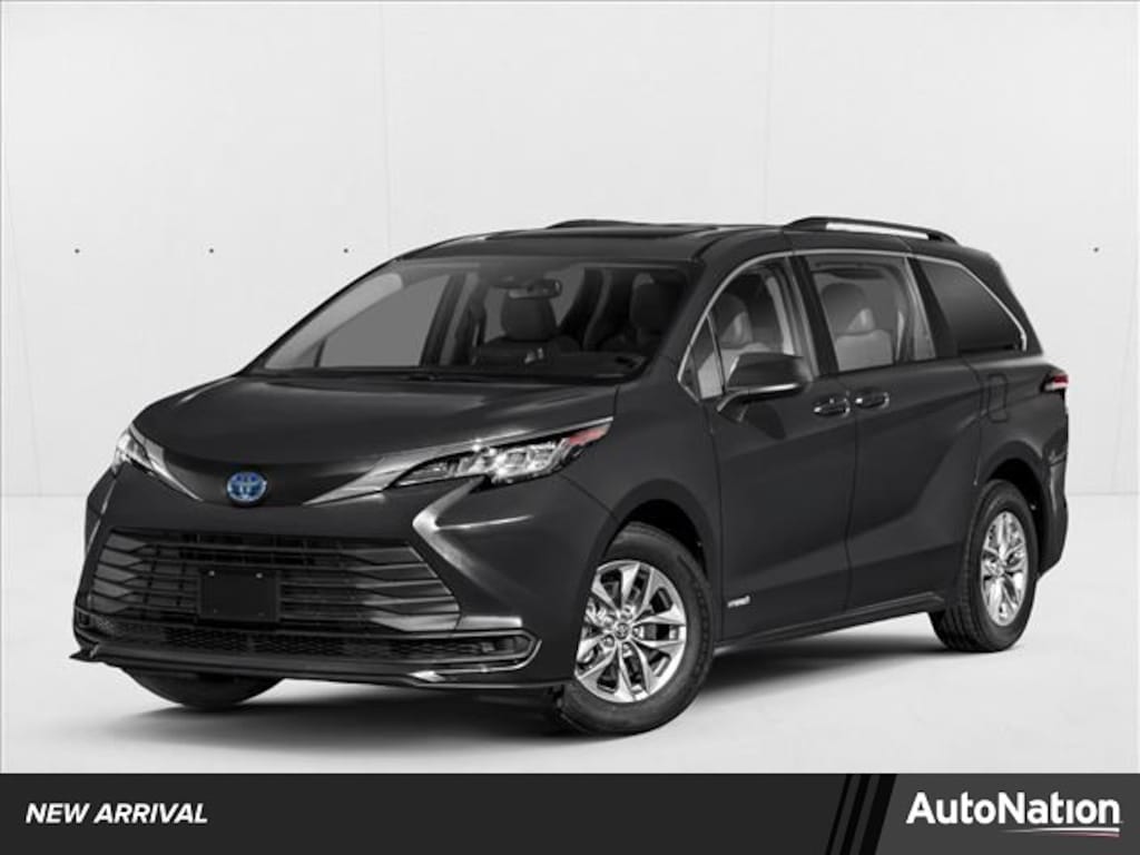 Used 2025 Toyota Sienna LE Van Passenger Van