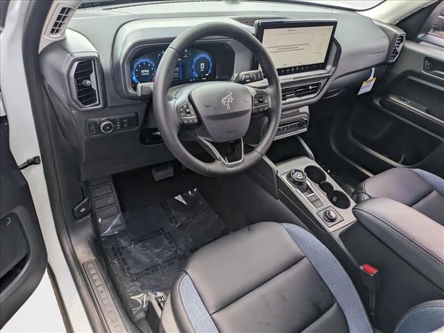 2025 Ford Bronco Sport Outer Banks photo 3