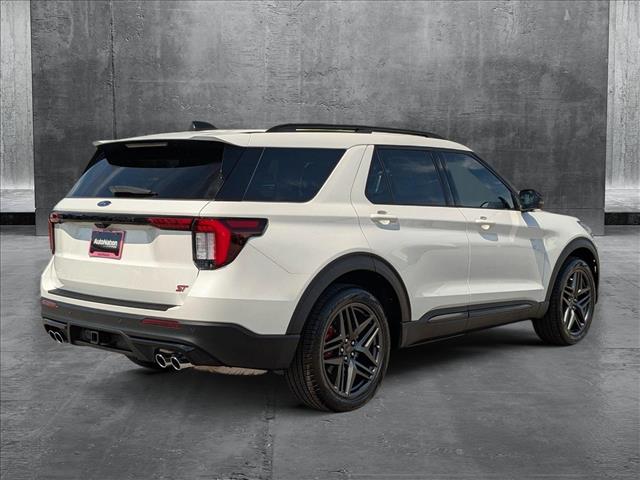 2025 Ford Explorer ST photo 2