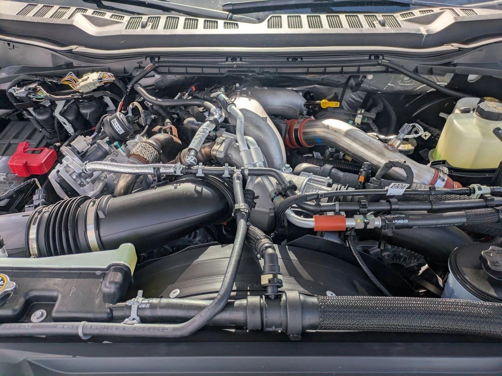 2025 Ford F-250 Super Duty Lariat - Photo 16