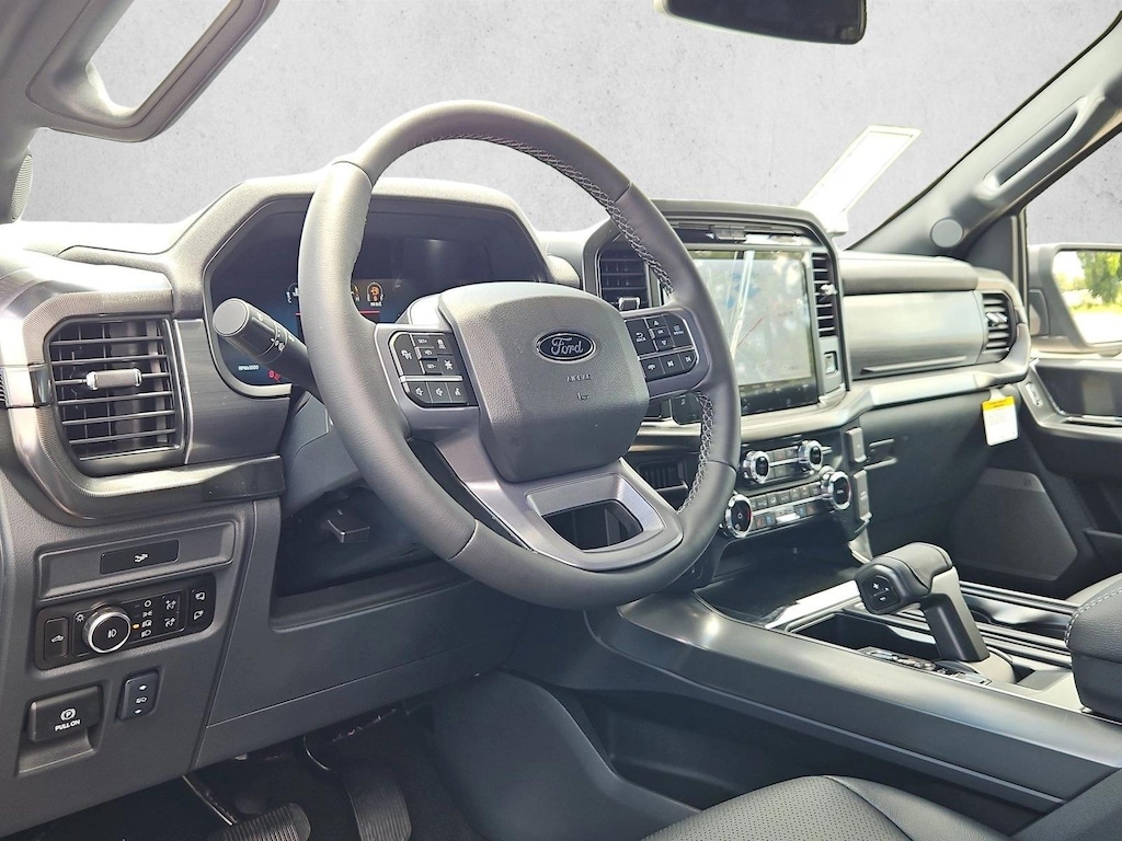 New 2026 Ford F-150 LARIAT Truck SuperCrew Cab