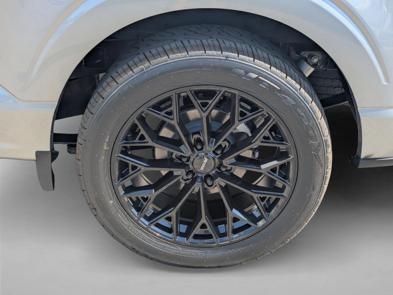 2025 Ford F-150 XL - Photo 10