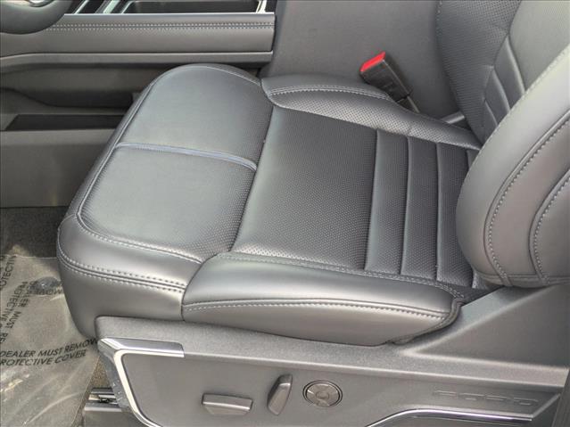 2026 Ford F-350 Platinum photo 4