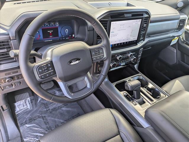 2025 Ford F-150 Lariat photo 3