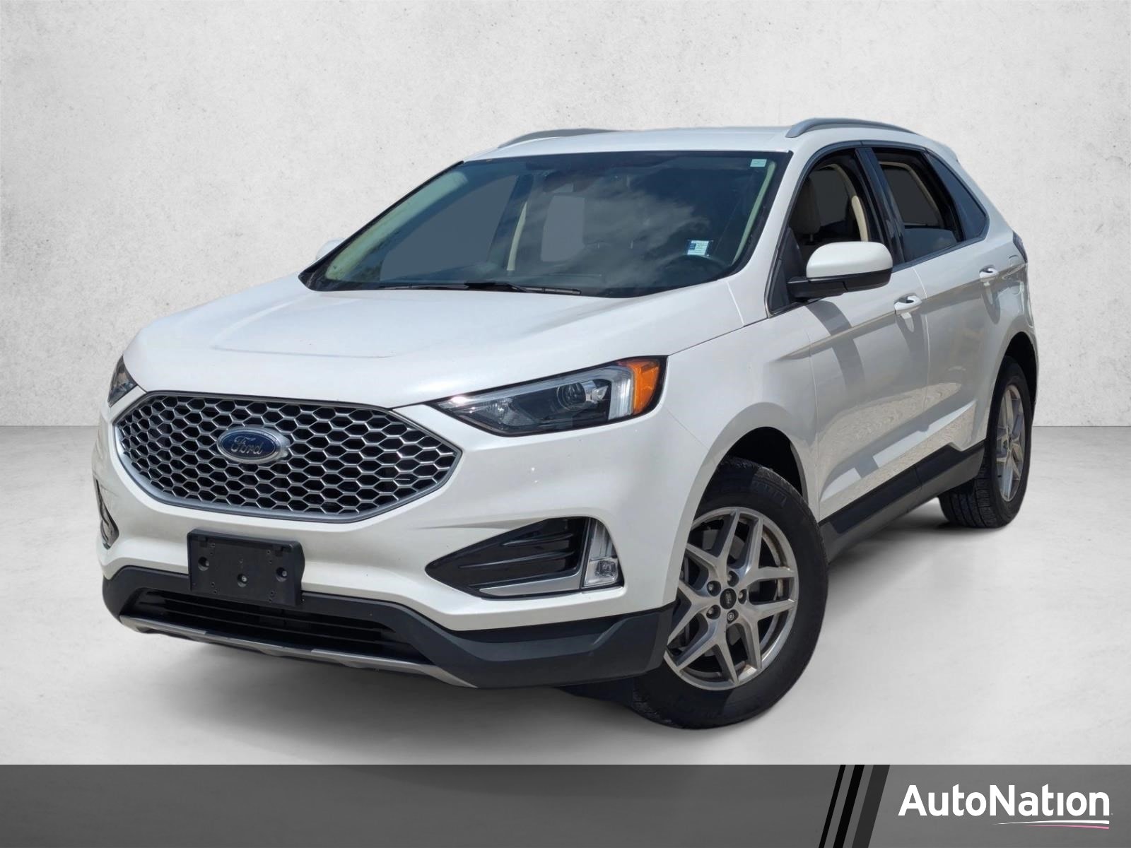 2024 Ford Edge SEL AWD's photo