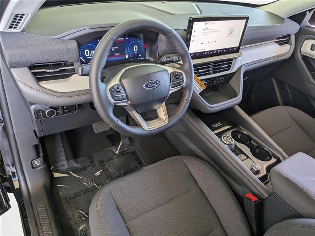 2025 Ford Explorer photo 3