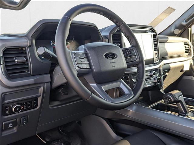 2025 Ford F-150 XLT photo 3