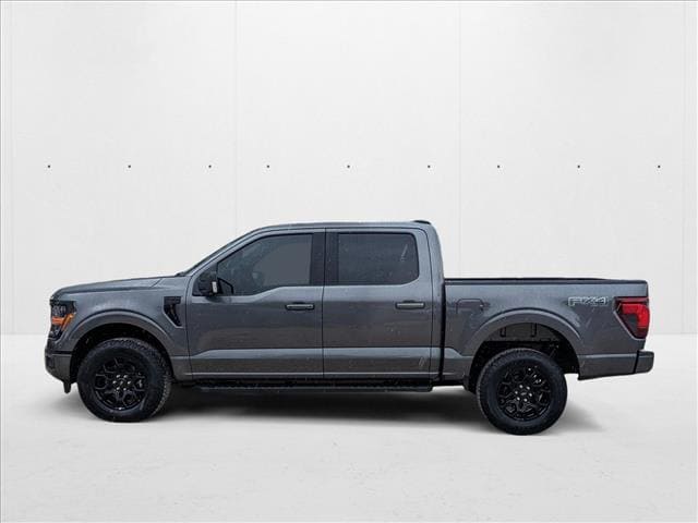 2025 Ford F-150 XLT photo 4