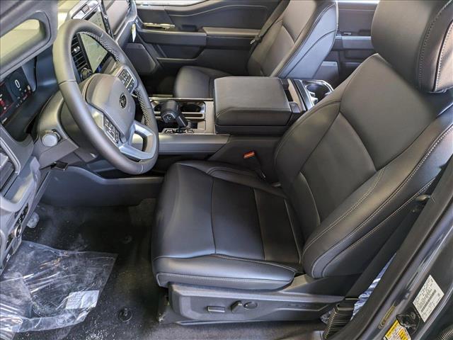 2025 Ford F-150 XLT photo 4