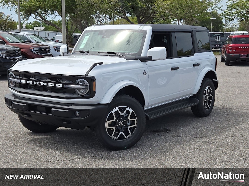 New 2026 Ford Bronco Outer Banks SUV