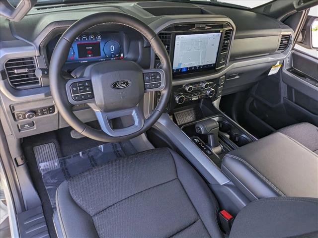 2025 Ford F-150 XLT photo 2