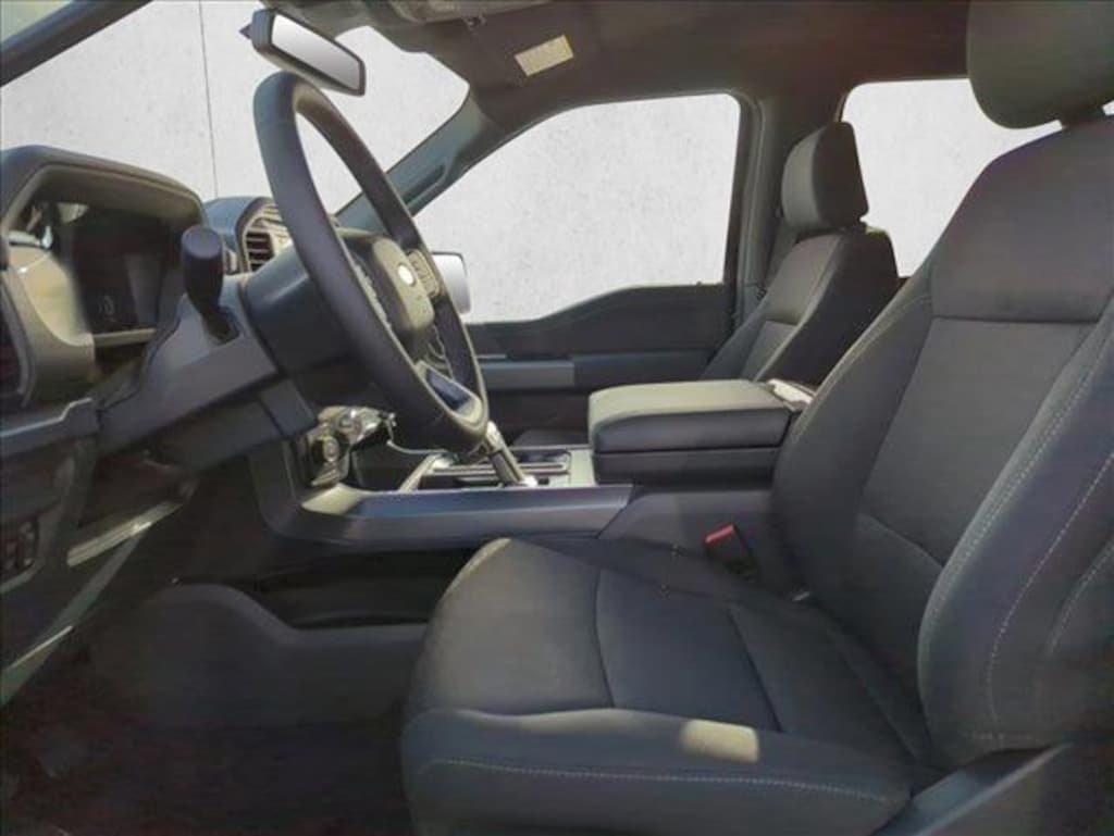 New 2025 Ford F-150 XLT Truck SuperCrew Cab