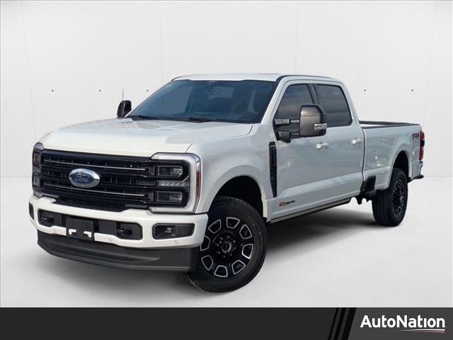2026 Ford F-350 Super Duty Platinum's photo