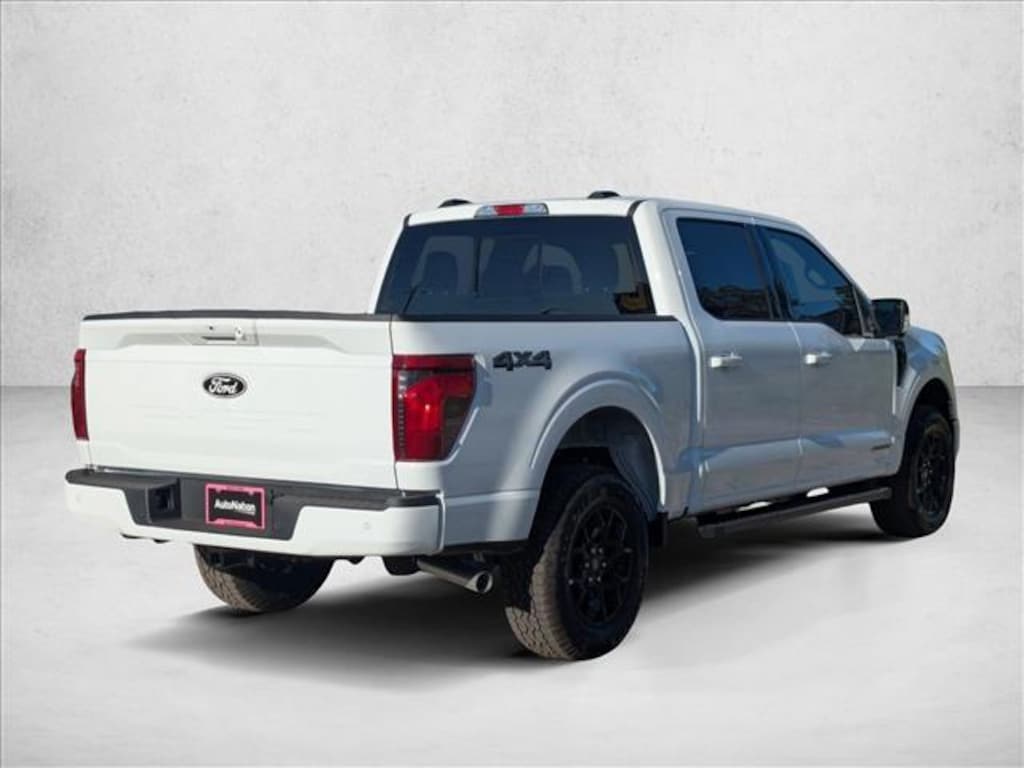 New 2025 Ford F-150 XLT Truck SuperCrew Cab