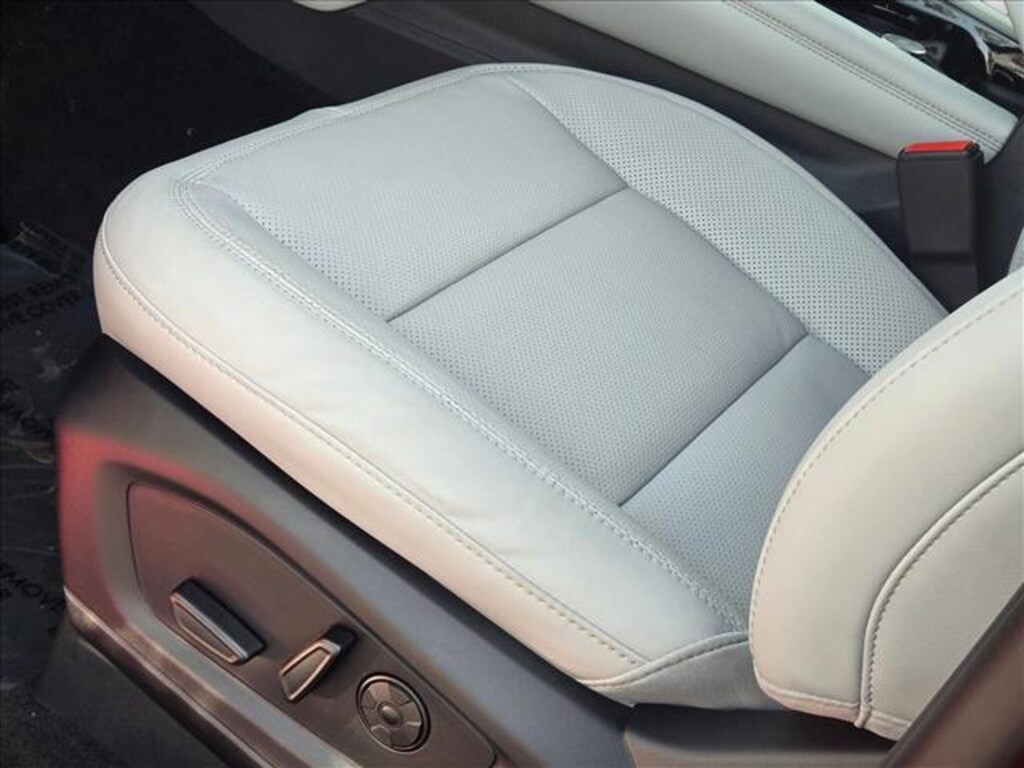 New 2026 Ford Explorer Platinum SUV