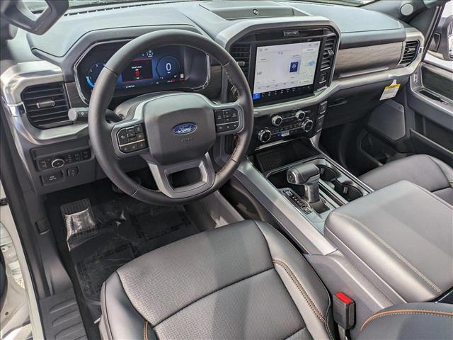 2025 Ford F-150 Lariat photo 3