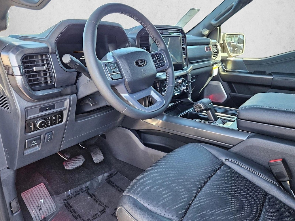 New 2026 Ford F-150 LARIAT Truck SuperCrew Cab