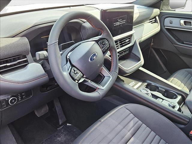 2025 Ford Explorer ST-Line photo 3