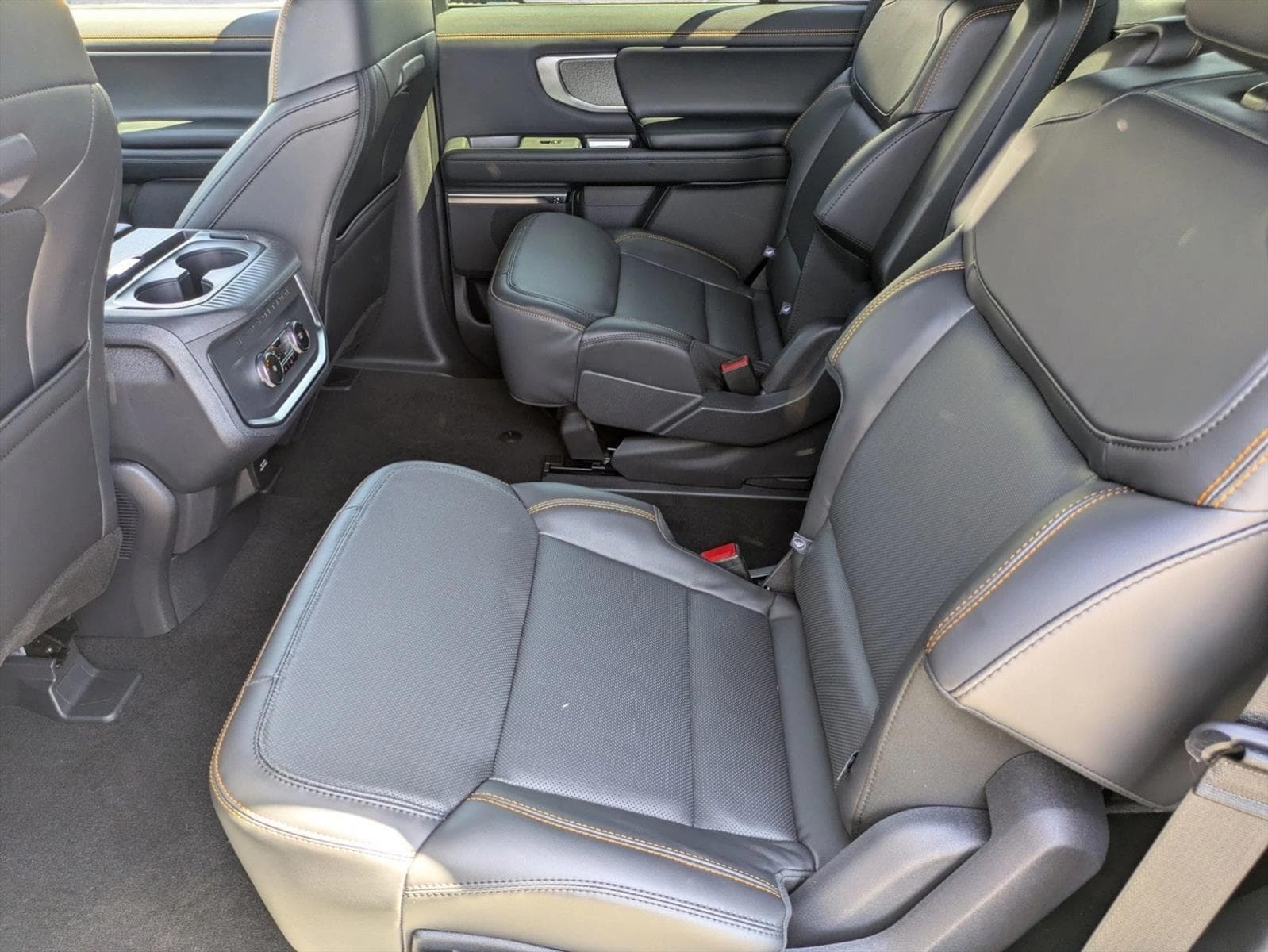 2025 Ford Expedition Tremor - Photo 16