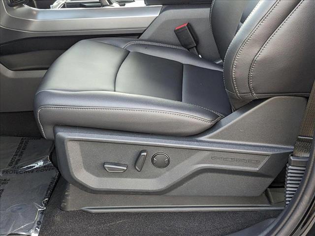 2025 Ford F-150 XLT photo 4