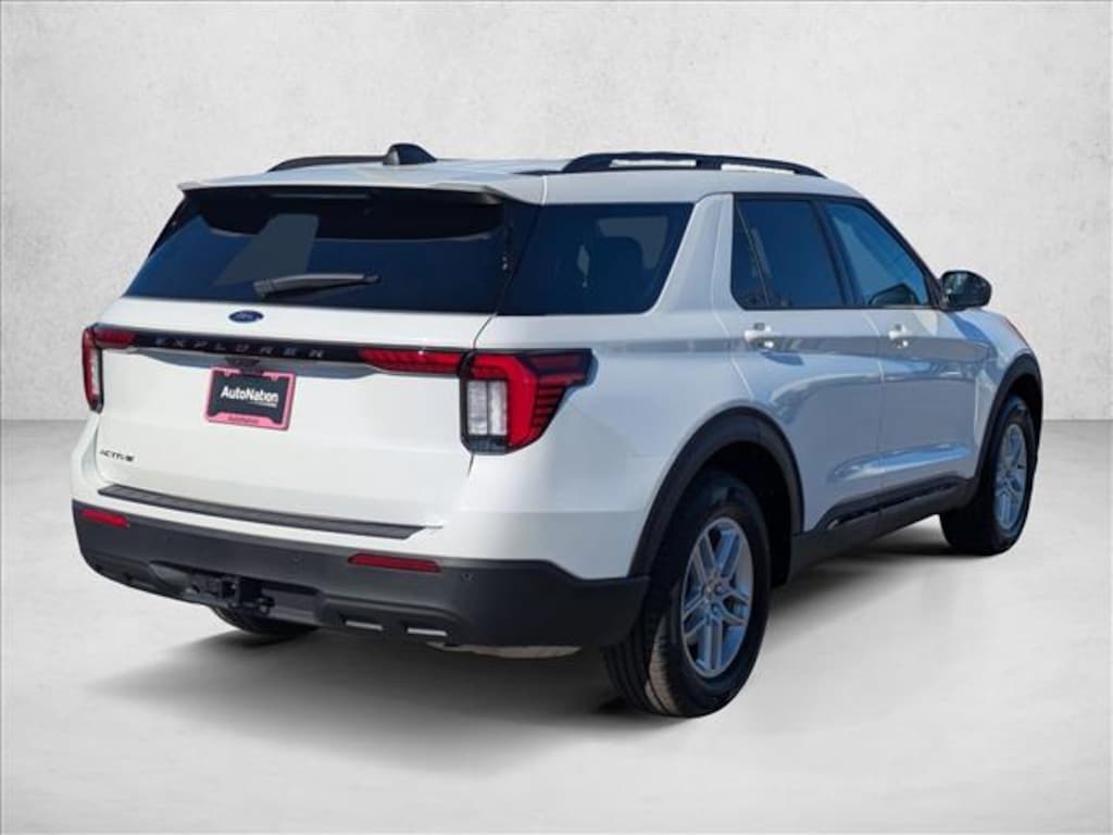 New 2026 Ford Explorer Active w/200A Pkg SUV