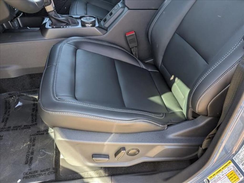 New 2025 Ford Bronco Outer Banks SUV