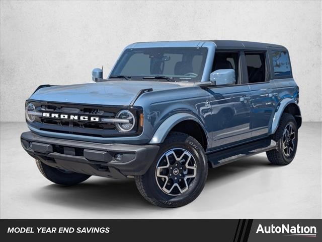 2025 Ford Bronco 4-Door Outer Banks's photo