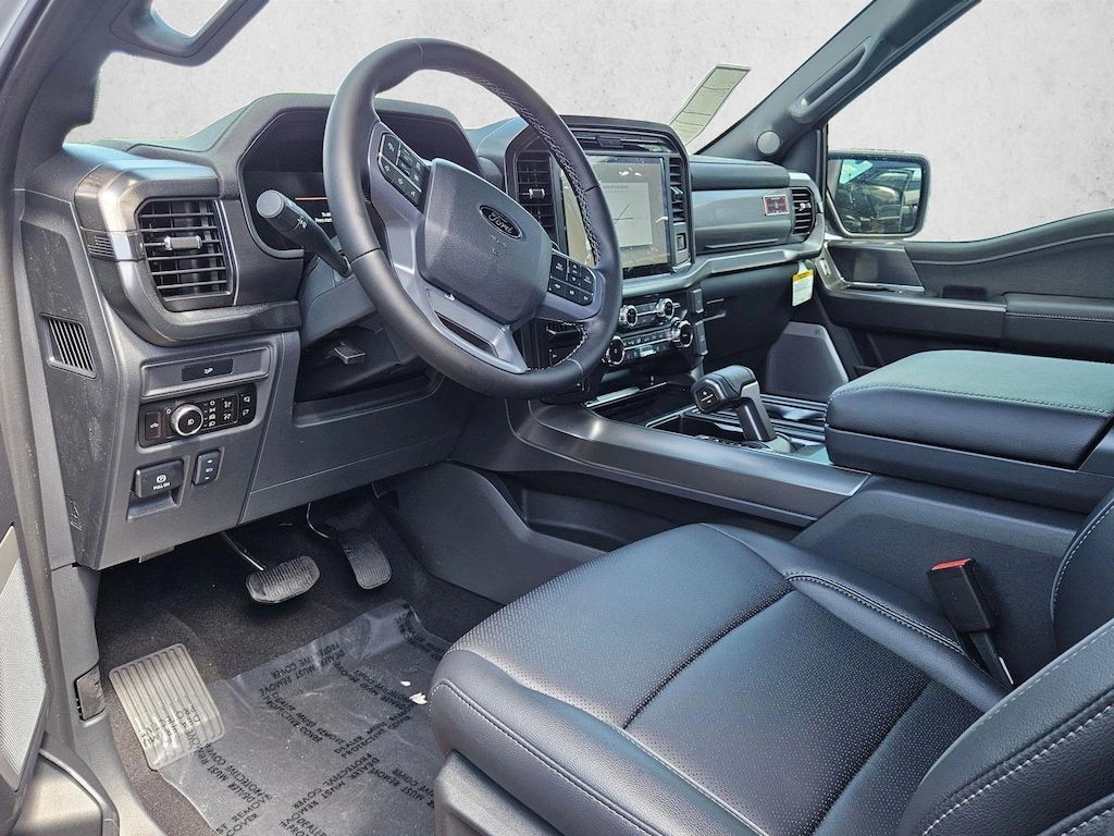 New 2026 Ford F-150 LARIAT Truck SuperCrew Cab