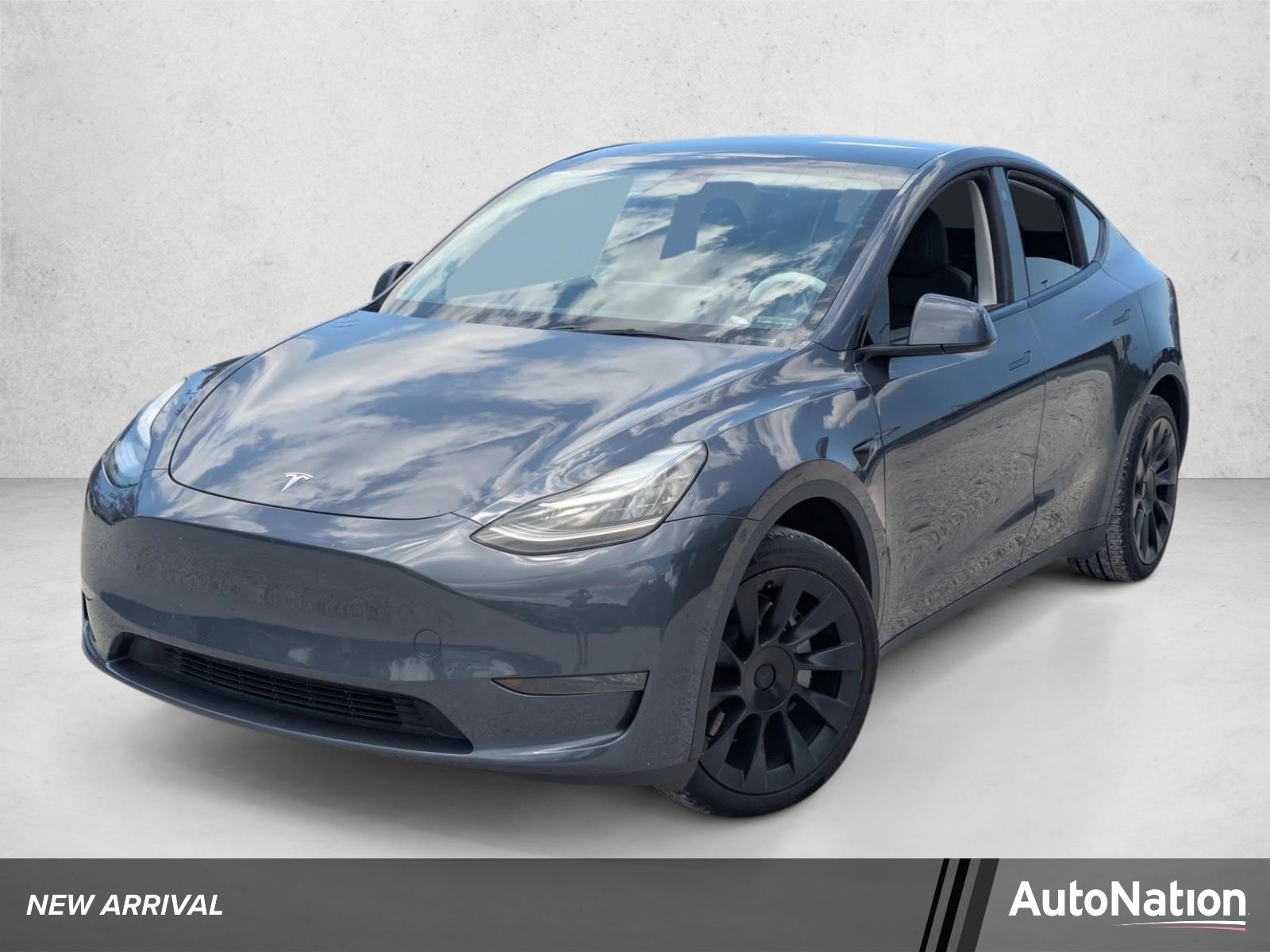 2023 Tesla Model Y Long Range Dual Motor All-Wheel Drive's photo