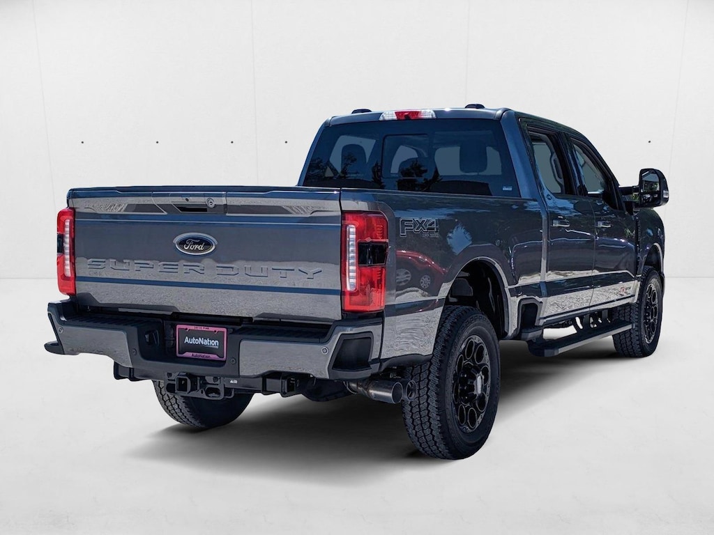 New 2025 Ford F-250 LARIAT Truck Crew Cab