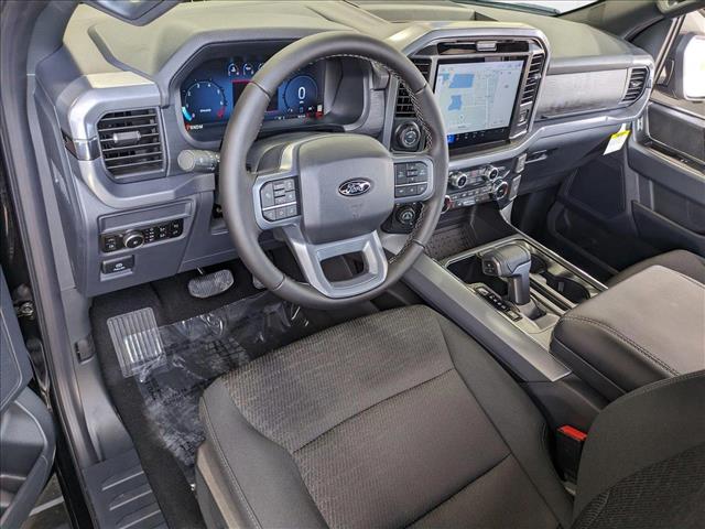 2025 Ford F-150 XLT photo 3