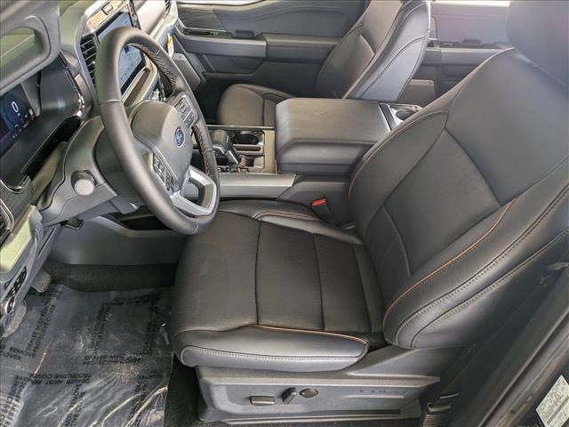 2025 Ford F-150 Lariat photo 4