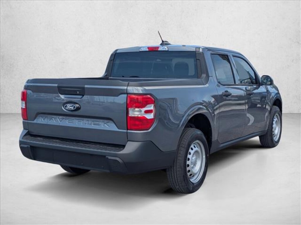 New 2026 Ford Maverick XL Truck SuperCrew