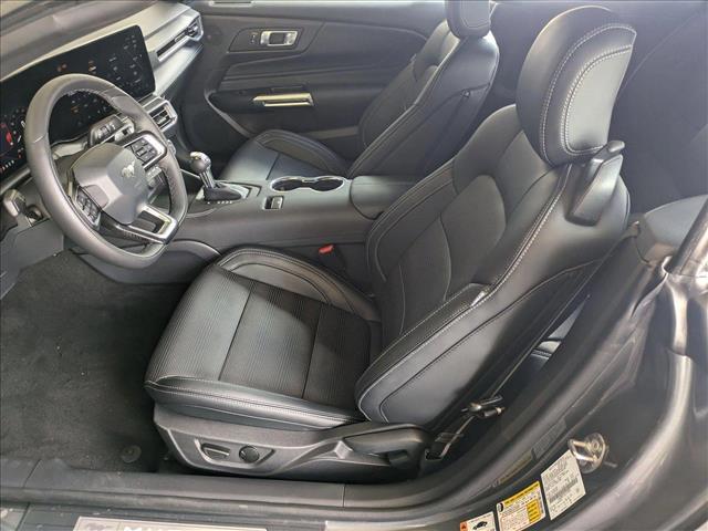2025 Ford Mustang GT Premium Convertible photo 4