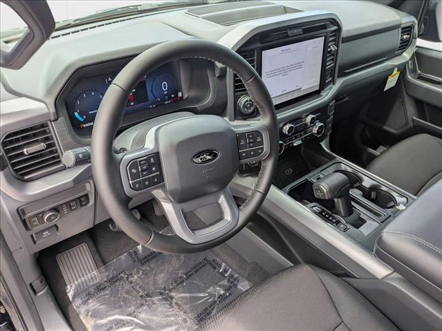2025 Ford F-150 XLT photo 3