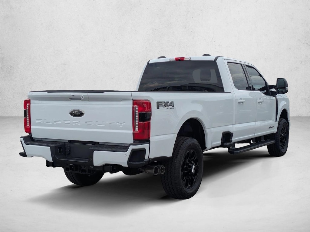 New 2026 Ford F-350 XLT Truck Crew Cab
