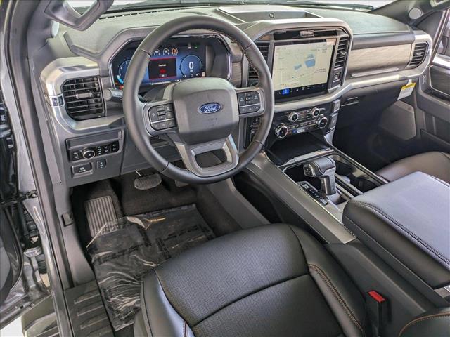 2025 Ford F-150 Lariat photo 3