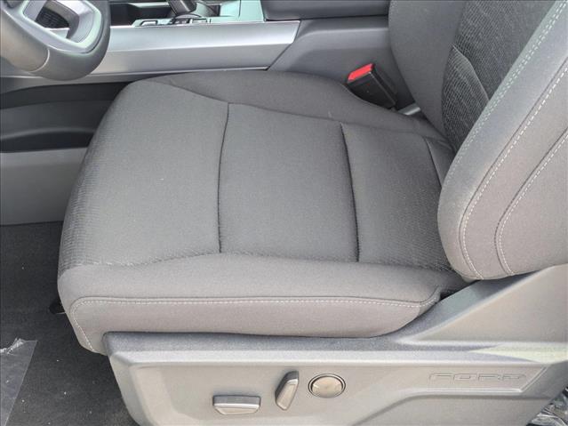 2025 Ford F-150 XLT photo 4