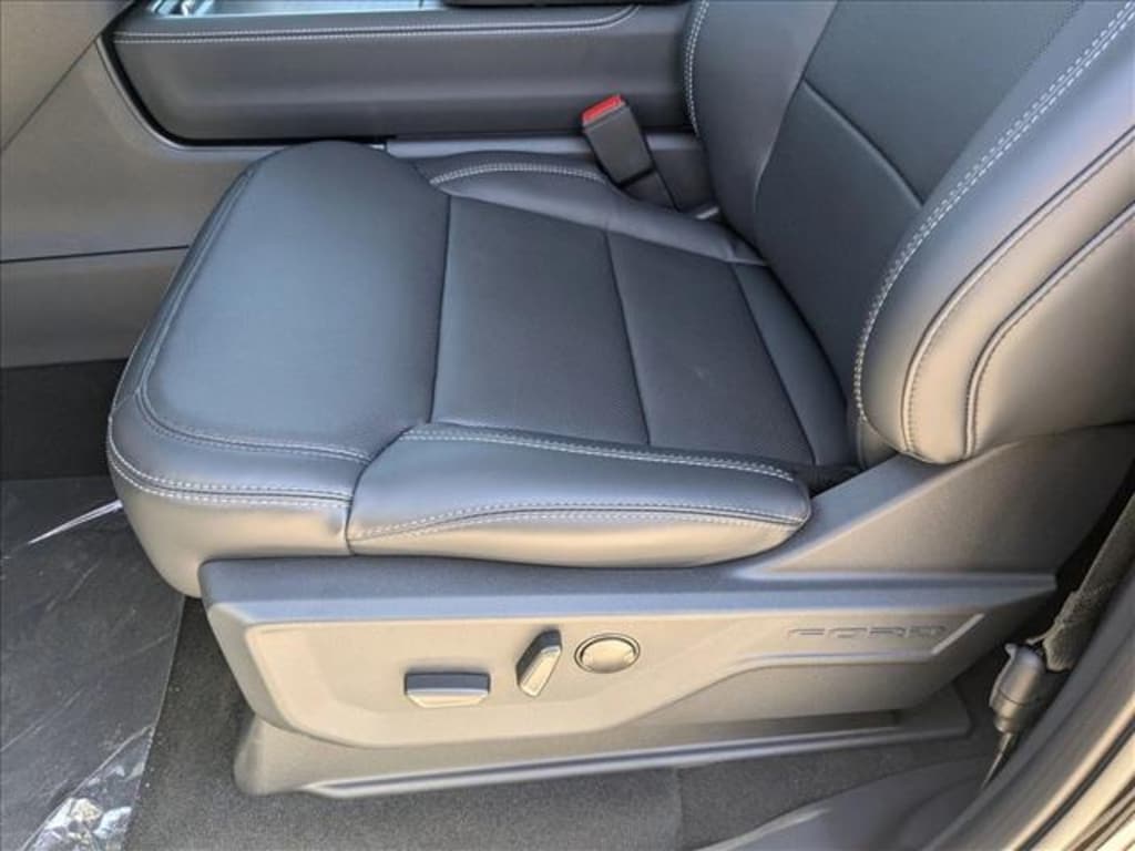 New 2025 Ford Expedition Platinum SUV