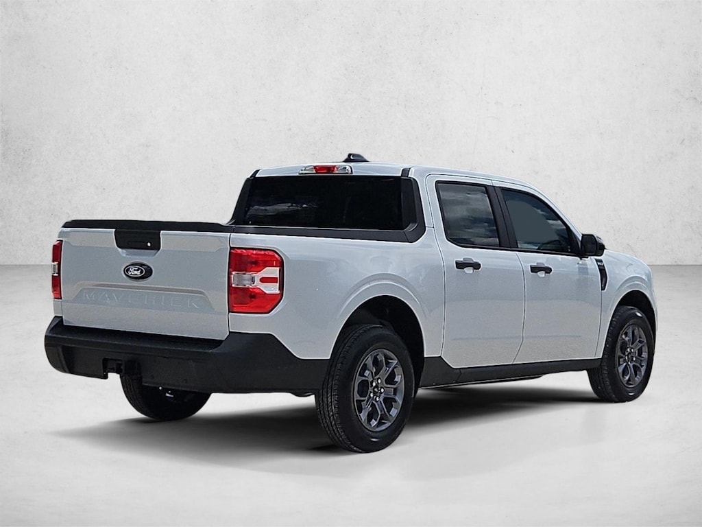 New 2026 Ford Maverick XLT Truck SuperCrew